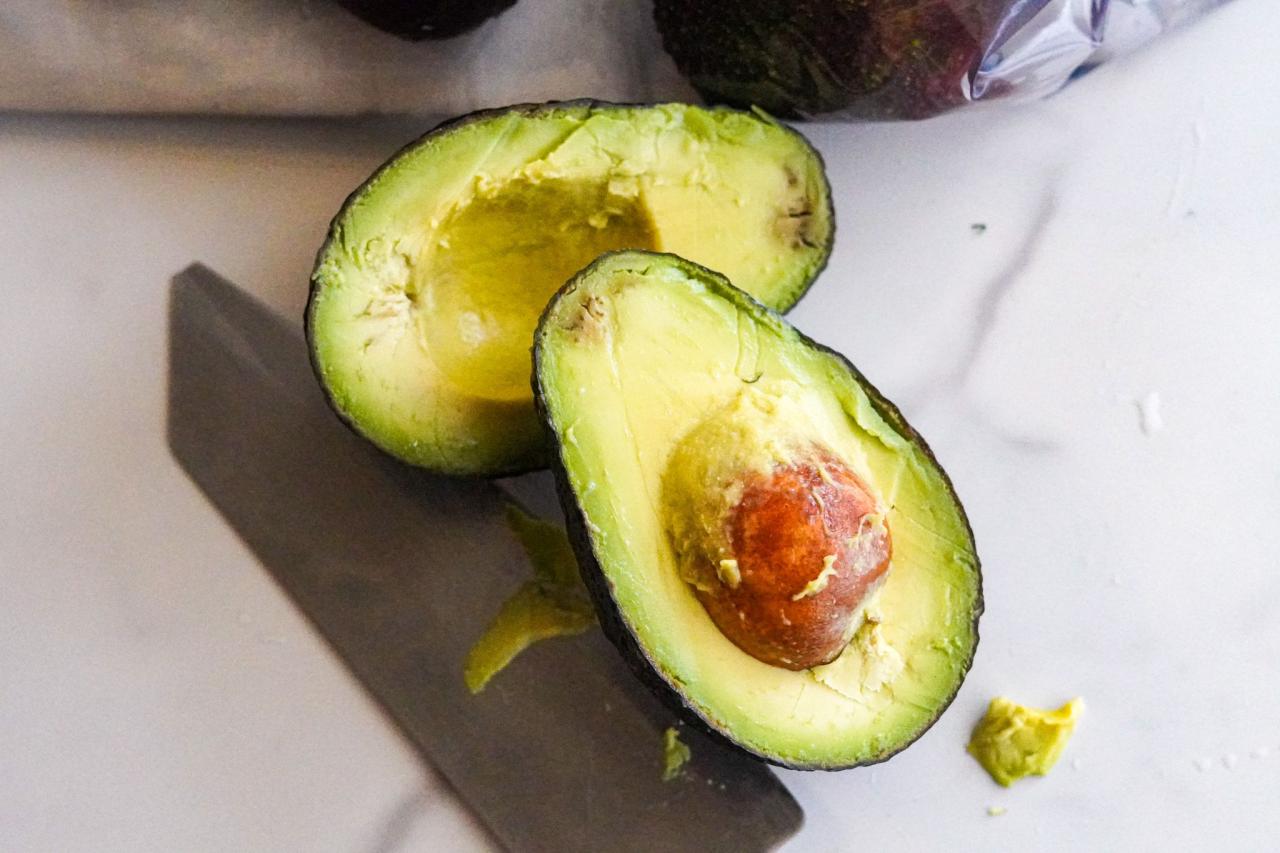 How To Store Ripe Avocados - FalasteeniFoodie Tips Menyimpan Alpukat Matang Agar Tidak Cepat Hitam